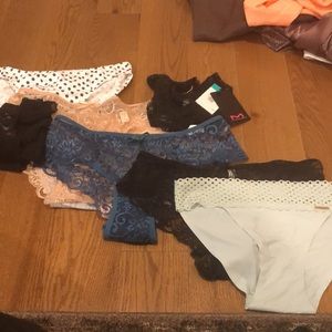 Lot of 9 undies sizes medium and large